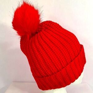 CABARET BEANIE WITH POM POM by MIXIT